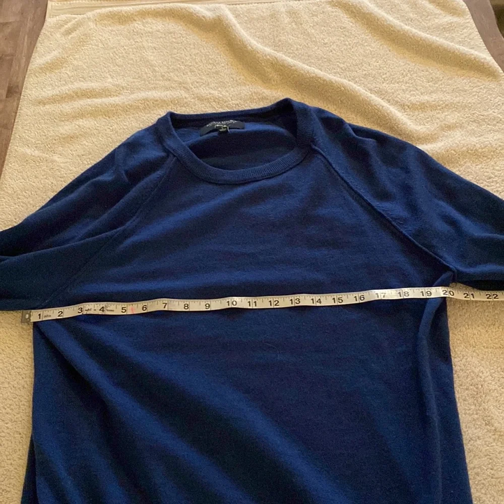 Banana Republic stunning blue Italian Yarn by Baruffa stretchy sweater.